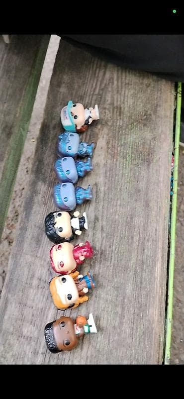 Коллекция мини-фигурок в стиле Funko (ключевые брелоки/мини-виньетки)