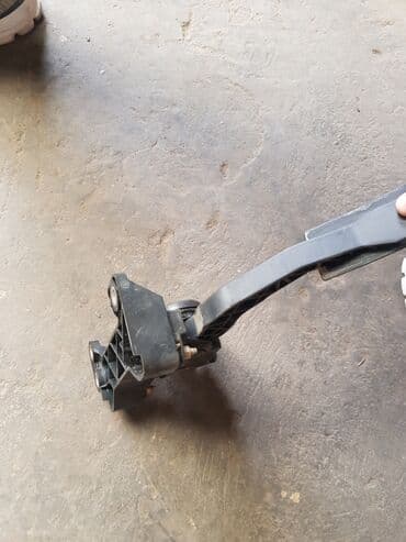 педаль газа спринтер: Nissan Xterra педаль газа, Ниссан Икстерра 2005 по 2014год. Педаль — 4