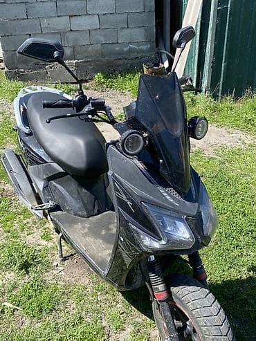 скутор макси: Скутер самурай без вложений бодро едет пробек4500 почти новый — 4