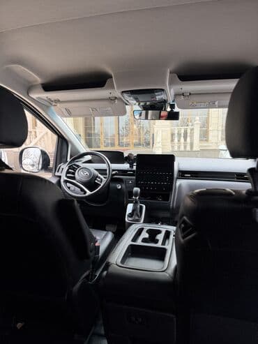 sprinter vip: Hyundai Staria: 2022 г., 2.2 л, Автомат, Дизель, Минивэн — 6