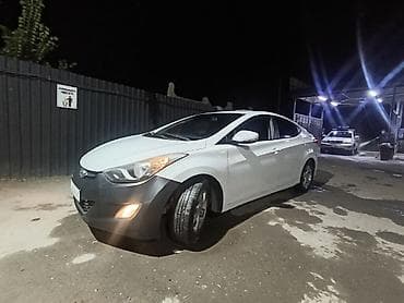 Hyundai Elantra: 2012 г., Автомат, Седан — 5