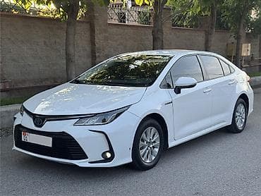 Toyota Corolla: 2019 г., 1.8 л, Гибрид, Седан