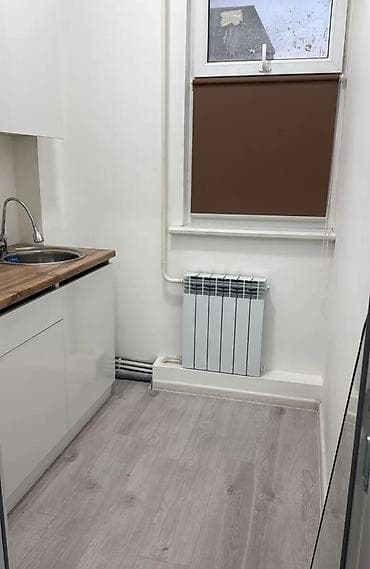 osh flat: 4 гор больница 1 ком квартира этаж 2/2 мебель полностью цена 25000 — 3