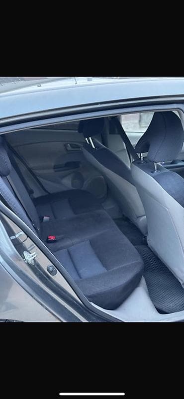 fit 2020: Honda Insight: 2010 г., 1.3 л, Вариатор, Гибрид, Хэтчбэк — 2