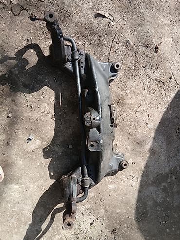 рулевая колонка опель: Передний подрамник Nissan, Б/у, Оригинал — 1