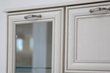 столы и шкафы: Тумба витрина 3Д 1Я (Tiffany 1V2D1S), коллекции Тиффани, Вудлайн — 5