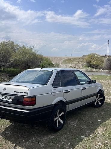 roewe ei6: Volkswagen Passat: 1993 г., 1.8 л, Механика, Бензин, Седан — 1