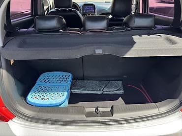mazda cronos: Chevrolet Spark: 2016 г., 1 л, Автомат, Бензин, Хэтчбэк — 10