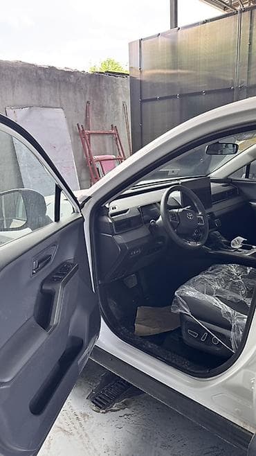 тайотта марк 2: Toyota RAV4: 2026 г., 2 л, Автомат, Бензин, Кроссовер — 9