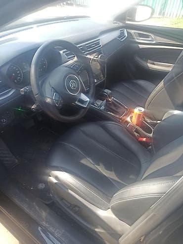 Продажа авто: MG F: 2024 г., Автомат, Седан — 4