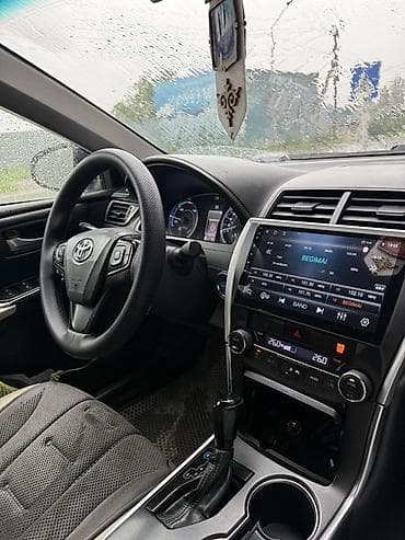 2017: Toyota Camry: 2017 г., Автомат, Гибрид, Седан — 1