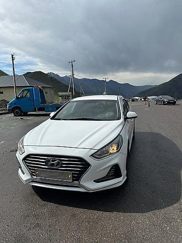 Hyundai Sonata: 2023 г., 2 л, Автомат, Газ, Седан at lalafo.kg Hyundai Sonata: 2023 г., 2 л, Автомат, Газ, Седан