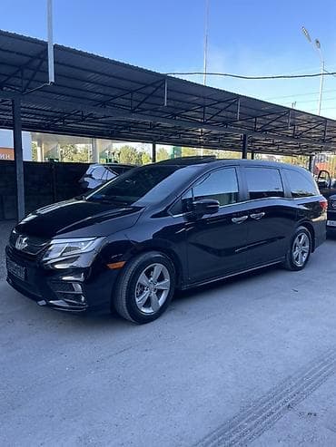 Honda Odyssey: 2019 г., 3.5 л, Автомат, Бензин, Минивэн — 3