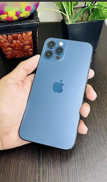 IPhone 12 Pro, Б/у, 128 ГБ, Голубой, Зарядное устройство, Защитное стекло, Чехол, 76 %