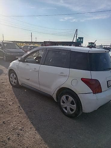 Продажа авто: Toyota Ist: 2003 г., 1.3 л, Автомат, Бензин, Хэтчбэк — 5