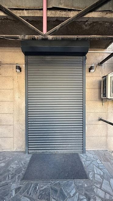 Садовая техника и оборудование: Рольставни/рольворота для входной группы Длина: 2,5м Ширина: 1,3м - — 2