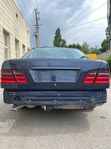 продаю аварийная авто: Mercedes-Benz E-класс AMG: 2000 г., 5.5 л, Автомат, Бензин, Седан — 5