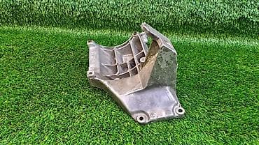 е38: Кронштейн опоры двигателя Е39 Е38 1 702 638 Год 1996 В отличном — 5