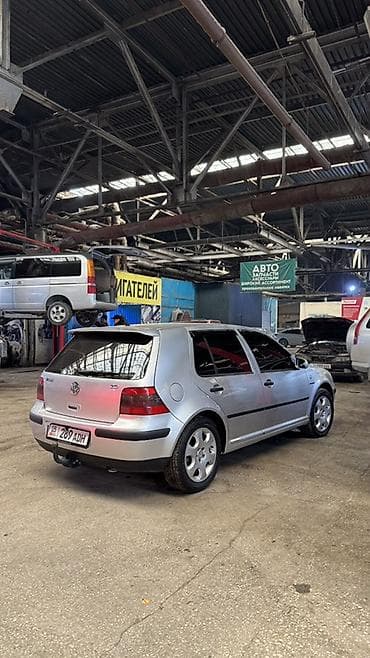 wolk: Volkswagen Golf: 2002 г., 2 л, Автомат, Бензин, Хэтчбэк — 4