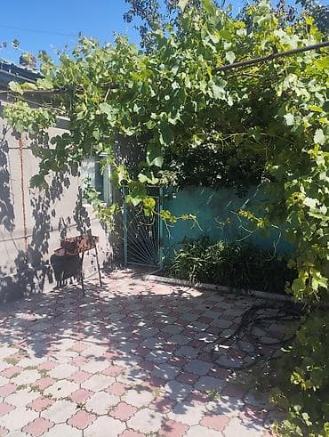 mega hous: Продаю полдома,кирпич/ саман, 3 комн.,45 м.кв.,сан/у/душ.,гор/хол — 3