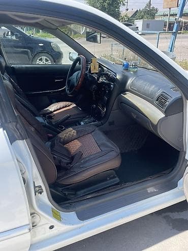форестер 2005: Subaru Legacy: 2002 г., 2 л, Автомат, Бензин, Универсал — 2