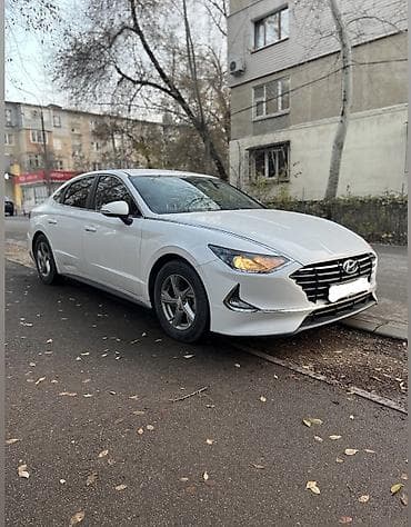 lexus rc 350: Hyundai Sonata: 2019 г., 2 л, Автомат, Газ, Седан — 2