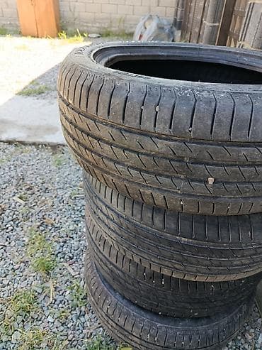 резьбовые заклепки: Шины 215 / 50 / R 17, Лето, Комплект, Легковые, Maxtrek — 1