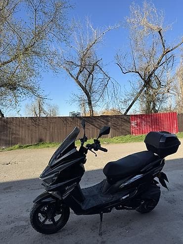 a 210: Продаю скутер макси в идеальном состоянии,150кубов,тяга бешеная все — 3