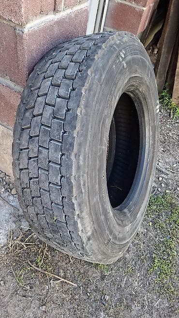 Шиналар 285 / 70 / R 19.5, All-season, Колдонулган, Жүк ташуучу унаалар/Автобустар, Германия, Bridgestone — 4