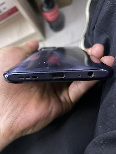 поко f2: Poco Б/у, 128 ГБ, цвет - Синий — 1