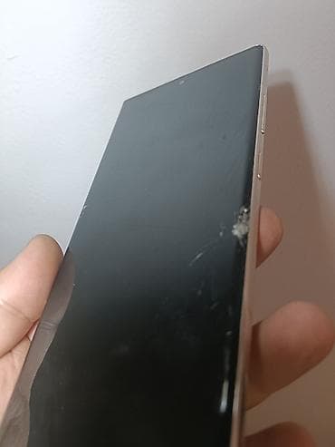 s10 note: Samsung Galaxy S23 Ultra — 2