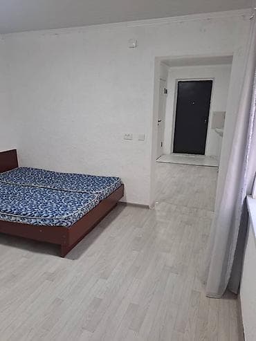 flat rent: Студия, С мебелью частично — 3