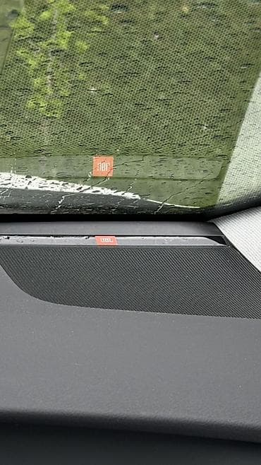 Toyota Prius: 2020 г., 1.8 л, Вариатор, Гибрид, Хэтчбэк — 10