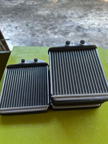 TOYOTA AVENSIS 2002
Левый рул Печка радиатор