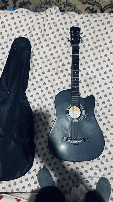 Барабаны: Акустическая гитара 40" с вырезом (cutaway), цвет черный матовый — 2