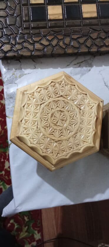 Велоаксессуары: Резной деревянный набор 2-в-1: шахматы и нарды - Материал: массив — 4