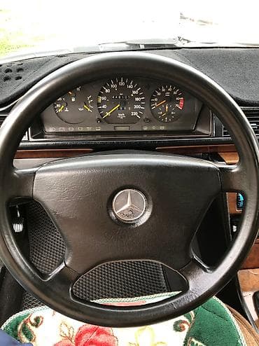 дроссель мерс: Mercedes-Benz W124: 1992 г., 2 л, Механика, Бензин, Седан — 1