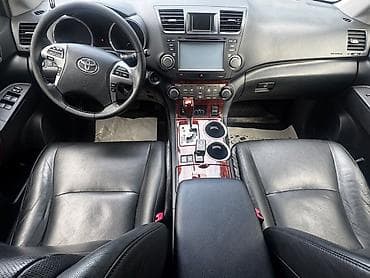 low ll: Toyota Highlander: 2013 г., 3.5 л, Автомат, Бензин, Кроссовер — 3