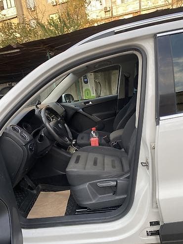 фольсваген тигуан: Volkswagen Tiguan: 2009 г., 2 л, Автомат, Бензин, Кроссовер — 7