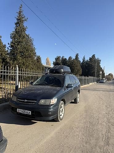 Автомобиль универсал с багажным боксом на крыше - Тип кузова — 7