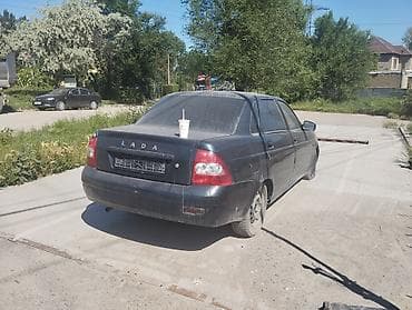 Унаа сатуу: ВАЗ (ЛАДА) Priora: 2007 г., 1.6 л, Кол менен иштөөчү, Бензин, Седан — 2