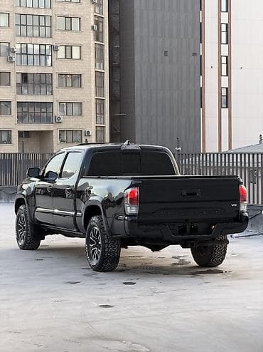 таета 50: Toyota Tacoma: 2021 г., 3.5 л, Автомат, Бензин, Седан — 4