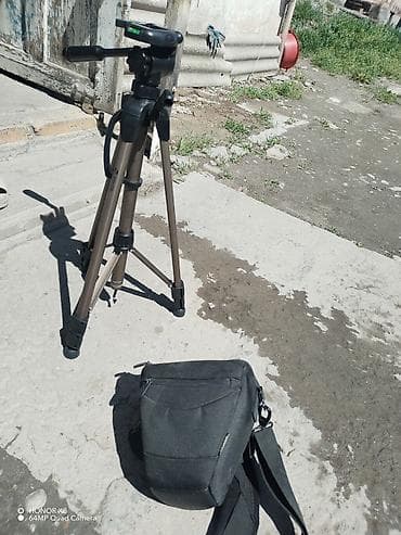 магнитолы для авто: Зеркальная камера Canon EOS 1100D с комплектным объективом Canon EF-S — 2