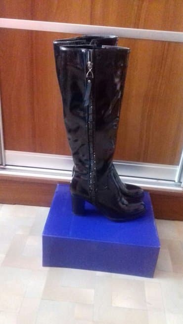 сапоги из натурального меха и кожи: Продаю новые сапоги деми, размер 36, район Восток-5. Звоните или — 2