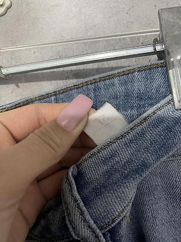 прямые джинсы: Джинсы прямые . 600 сом — 4