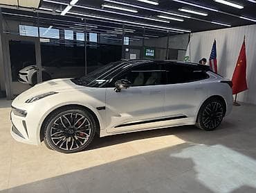 жугили семорка: Zeekr 001: | 2024 г. Хэтчбэк — 3