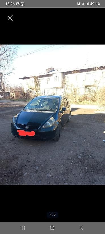 Продажа авто: Honda Fit: 2003 г., 1.3 л, Автомат, Бензин, Хэтчбэк — 2