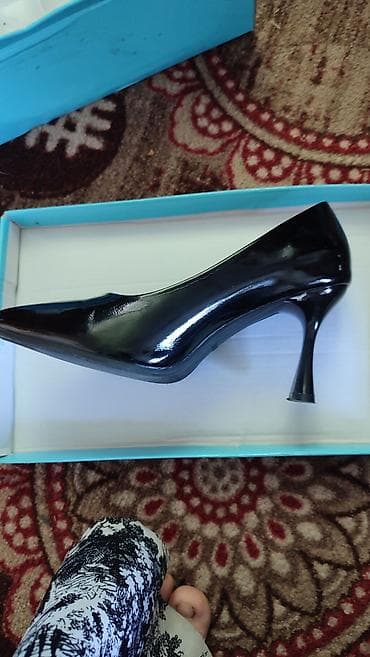 вечерние замшевые туфли: Туфли-лодочки Miss Milena - Цвет: черный, глянцевый (лаковый эффект) — 4