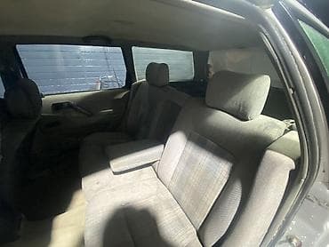 step wgn: Volkswagen Passat: 1988 г., 1.8 л, Механика, Бензин, Универсал — 6