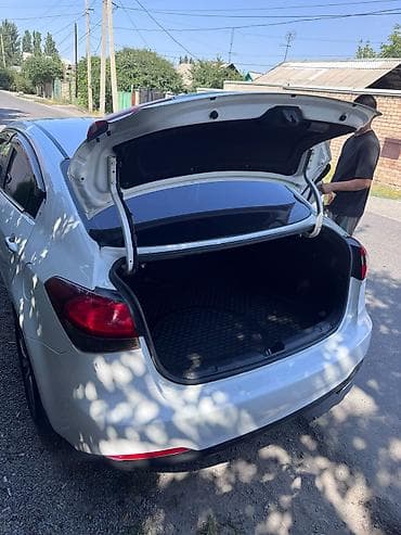 спарк двери: Kia Cerato: 2015 г., 1.6 л, Автомат, Бензин, Седан — 4